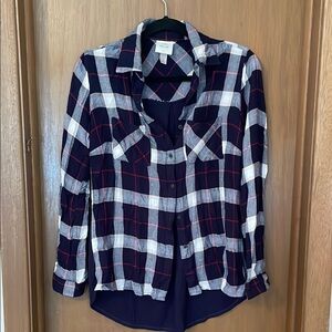 Knox Rose Navy and White Plaid Button Down Shirt